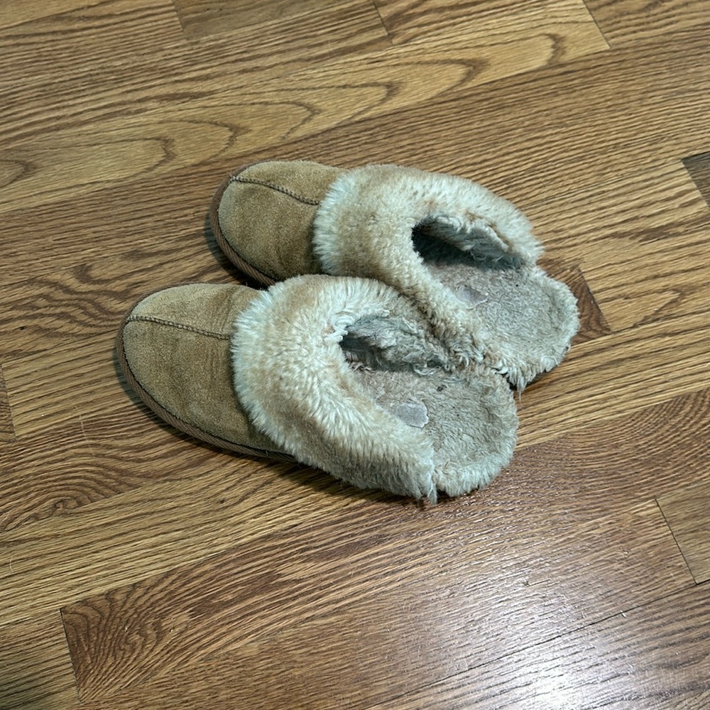 Slippers